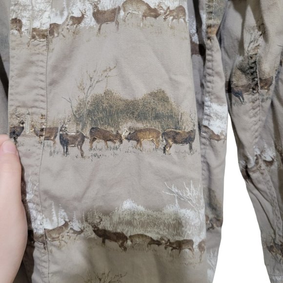 North River Outfitters Deer Button Up - Picture 2 of 10